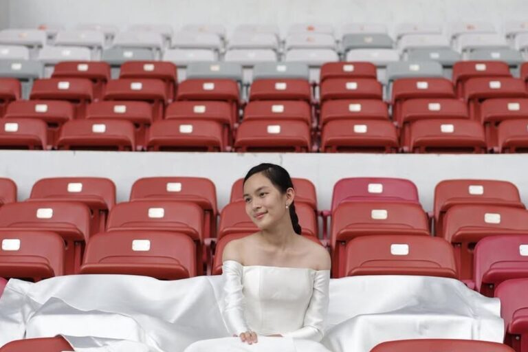 Lirik Menunggu sampai Akhir Hidup, Ciptaan Melly Goeslaw Dinyanyikan Shanna Shanon